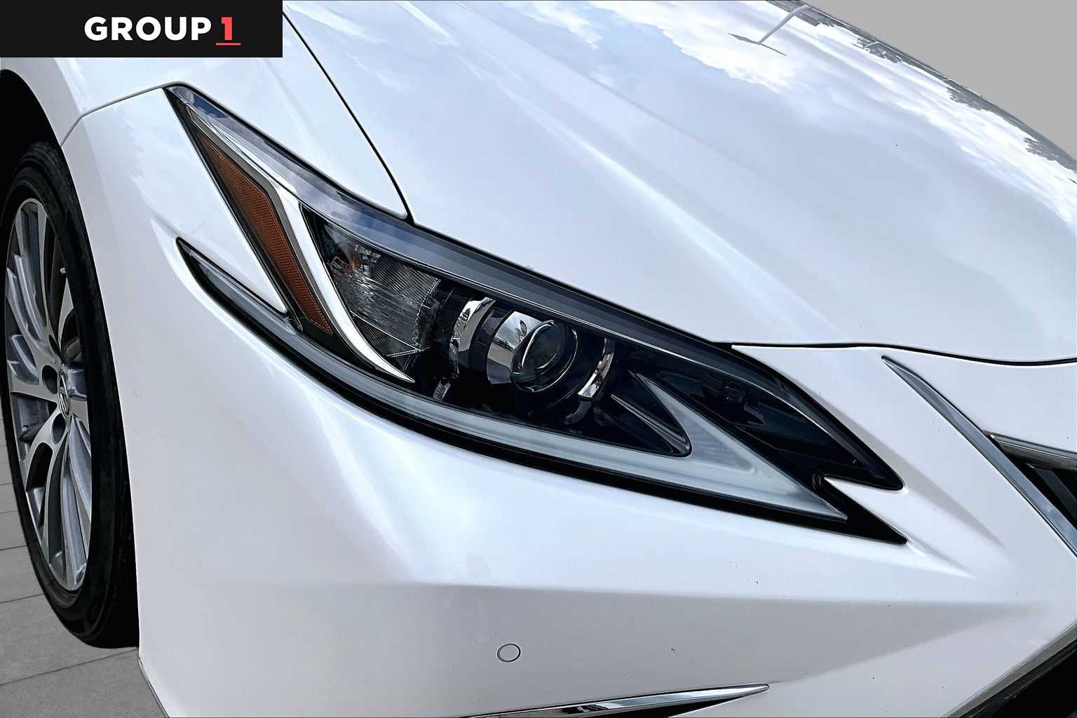 2021 Lexus ES 300h  Eminent White Pearl at Lexus of Clear Lake