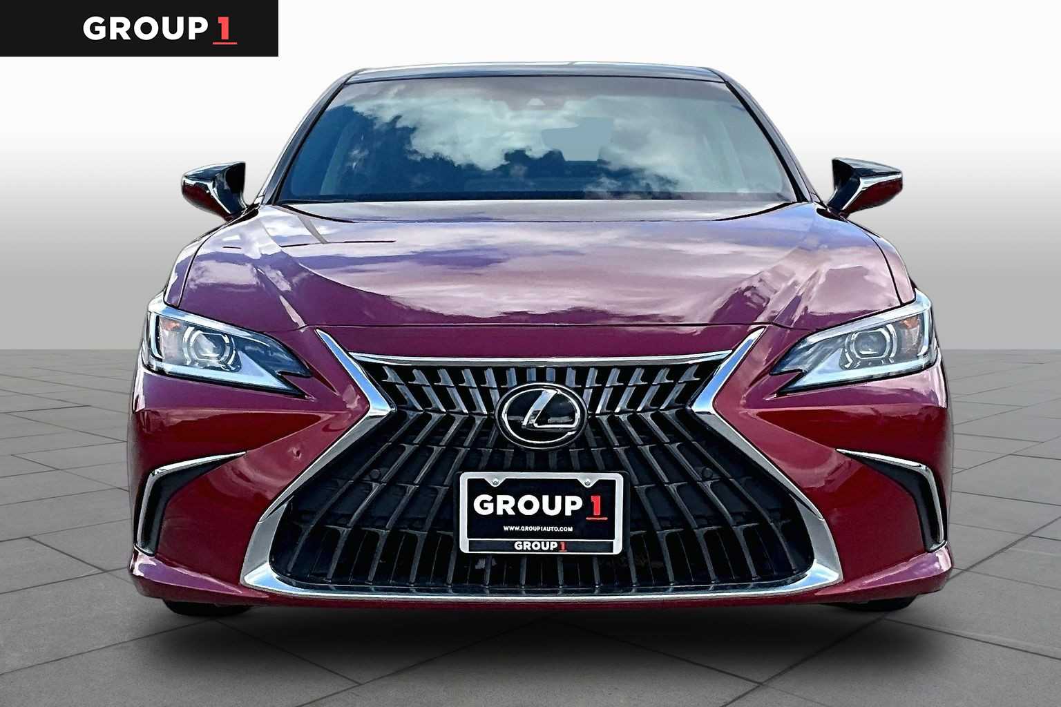2025 Lexus ES 350 photo 4 of 34