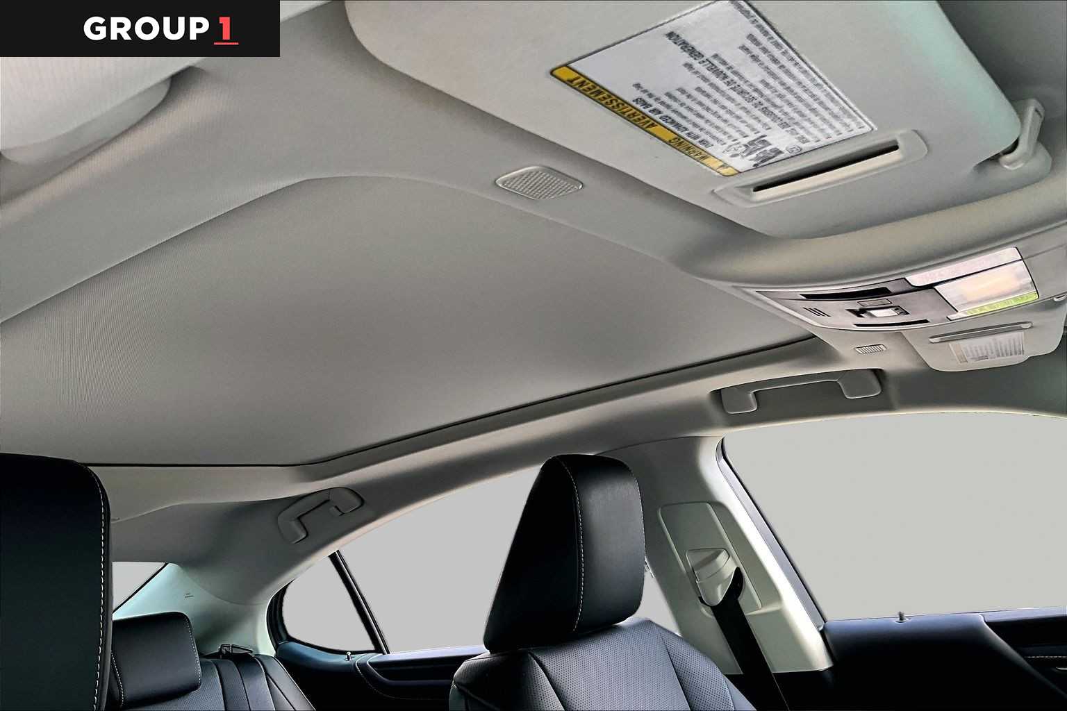 2025 Lexus ES 350 photo 12 of 34