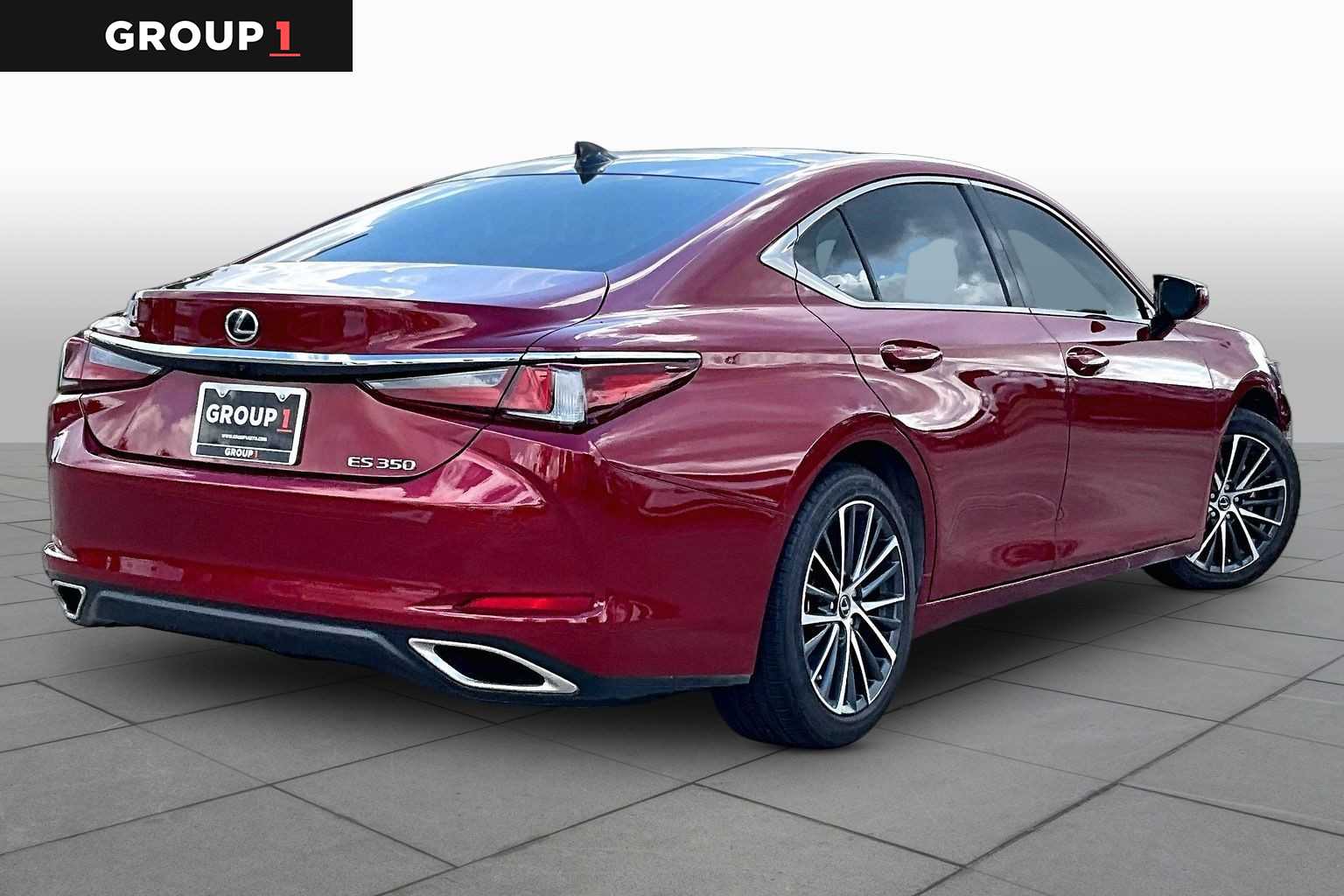 2025 Lexus ES 350 photo 11 of 34
