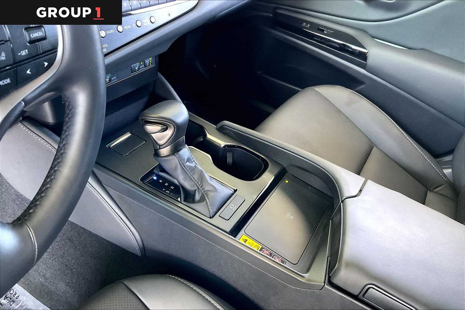 2025 Lexus ES 350  Iridium at Lexus Southwest Houston