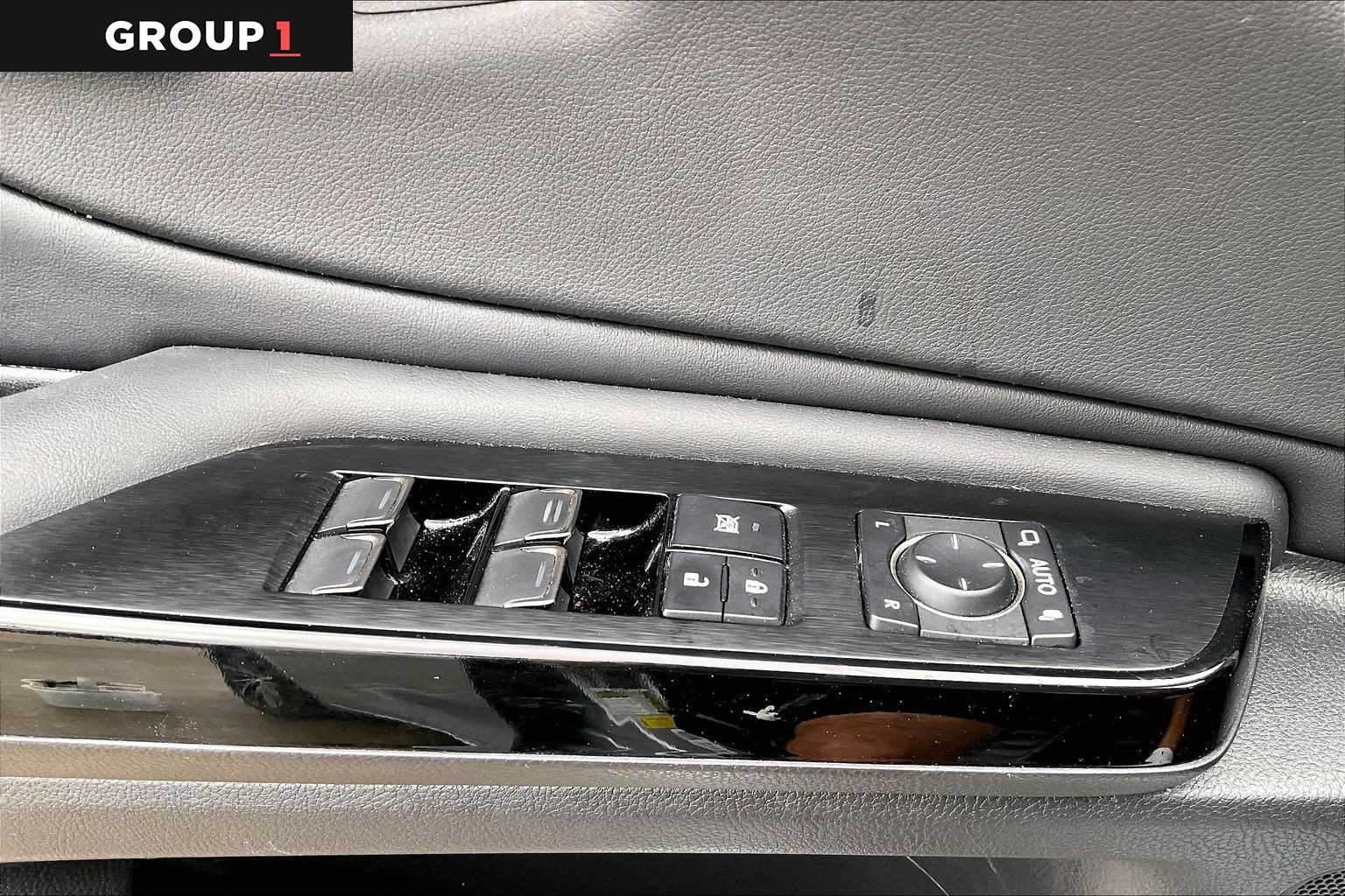 2023 Lexus ES  Iridium at Lexus Southwest Houston