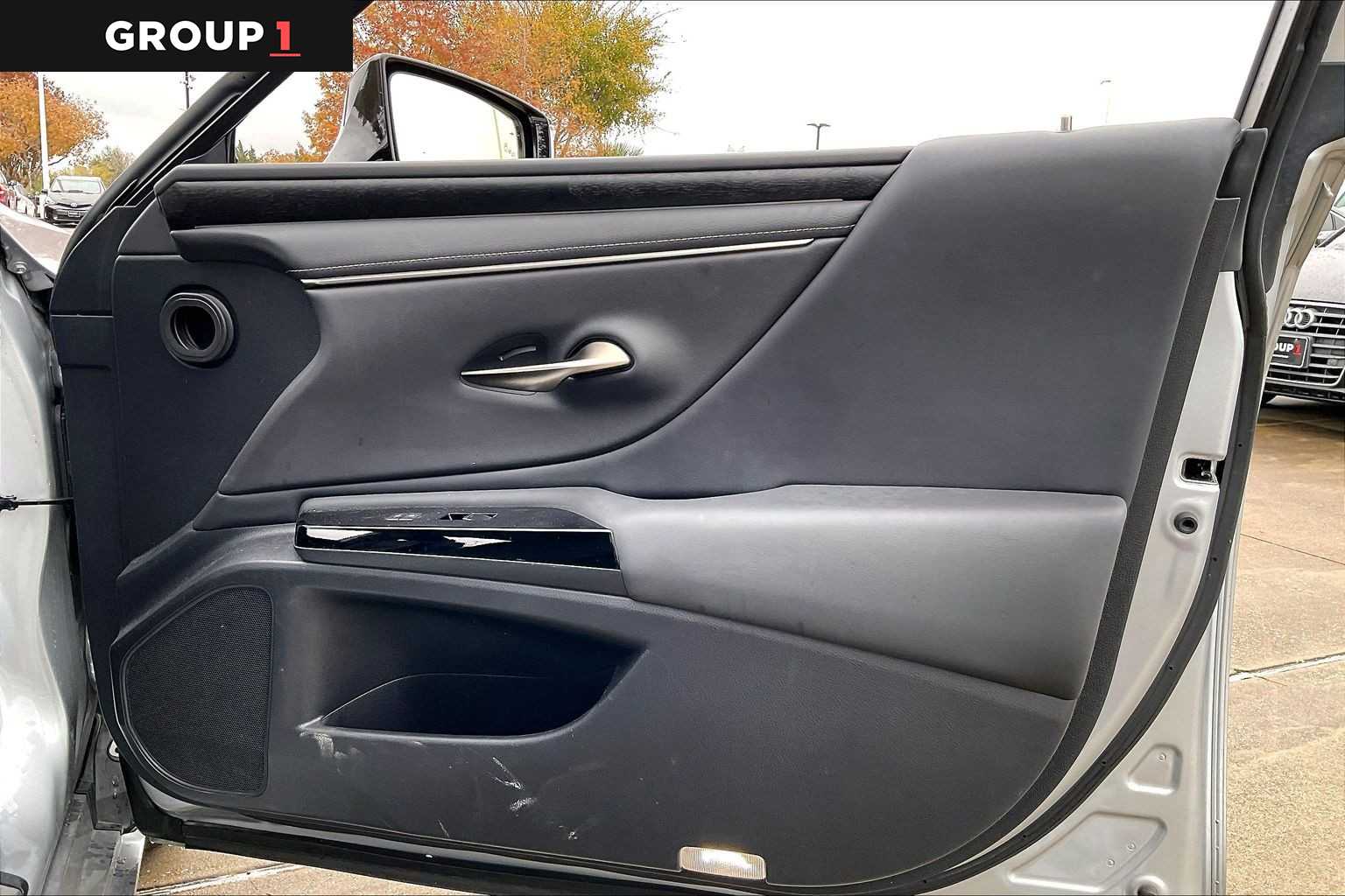 2023 Lexus ES  Iridium at Lexus Southwest Houston