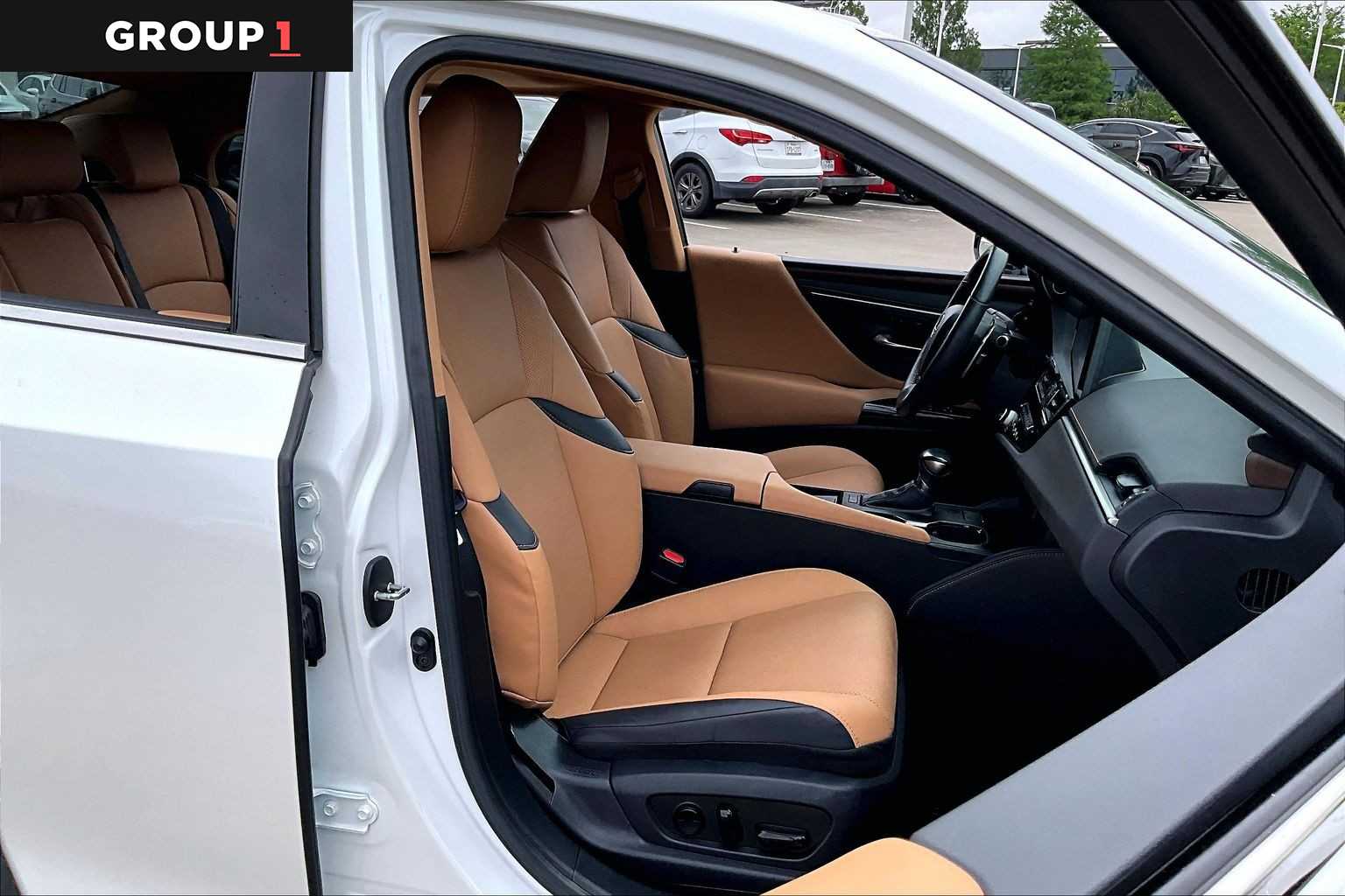 2023 Lexus ES 350  Eminent White Pearl at Lexus of Clear Lake