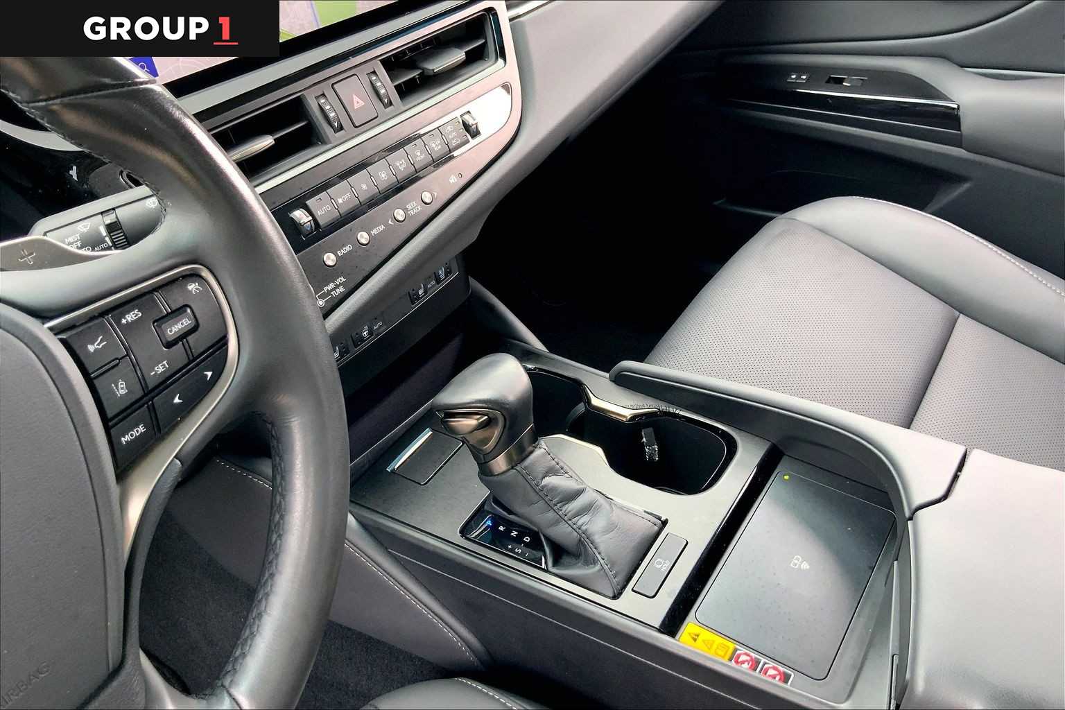 2024 Lexus ES 350  Iridium at Lexus Southwest Houston