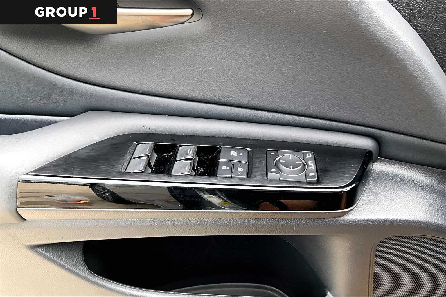 2025 Lexus ES 350  Iridium at Lexus Southwest Houston