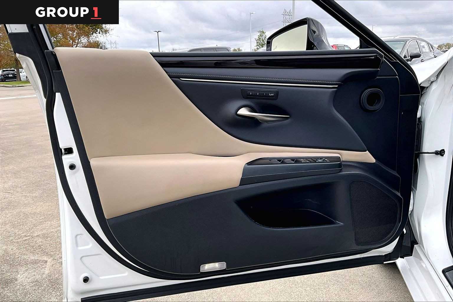 2020 Lexus ES  Eminent White Pearl at Lexus of Clear Lake