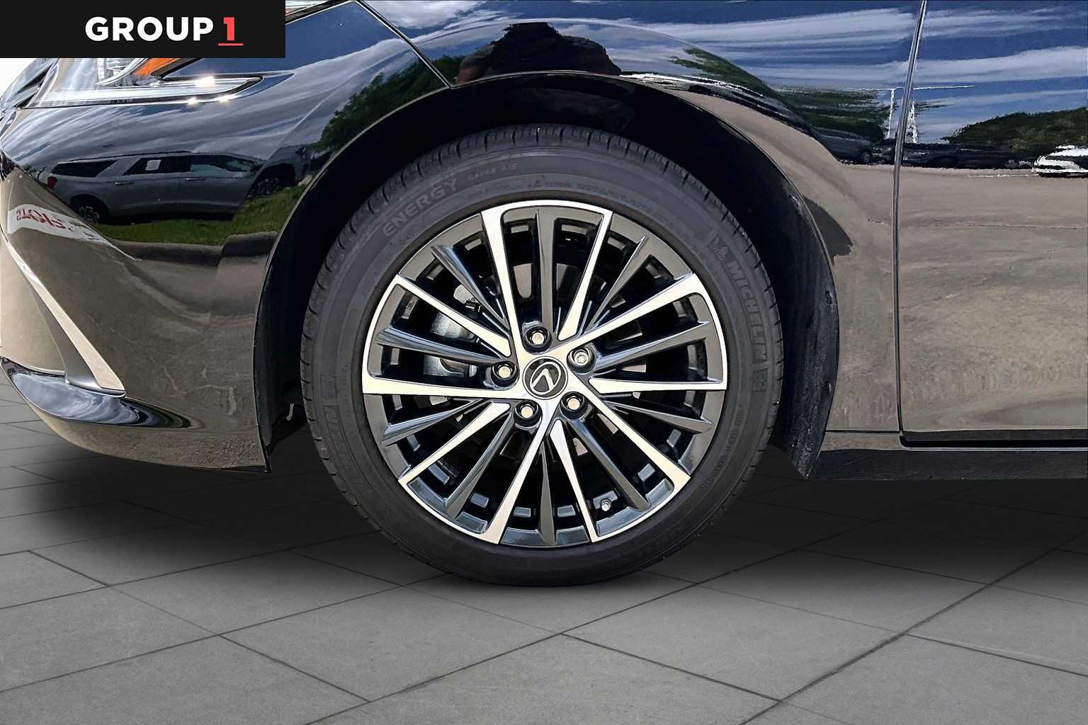 2025 Lexus ES 350  Obsidian at Lexus Southwest Houston