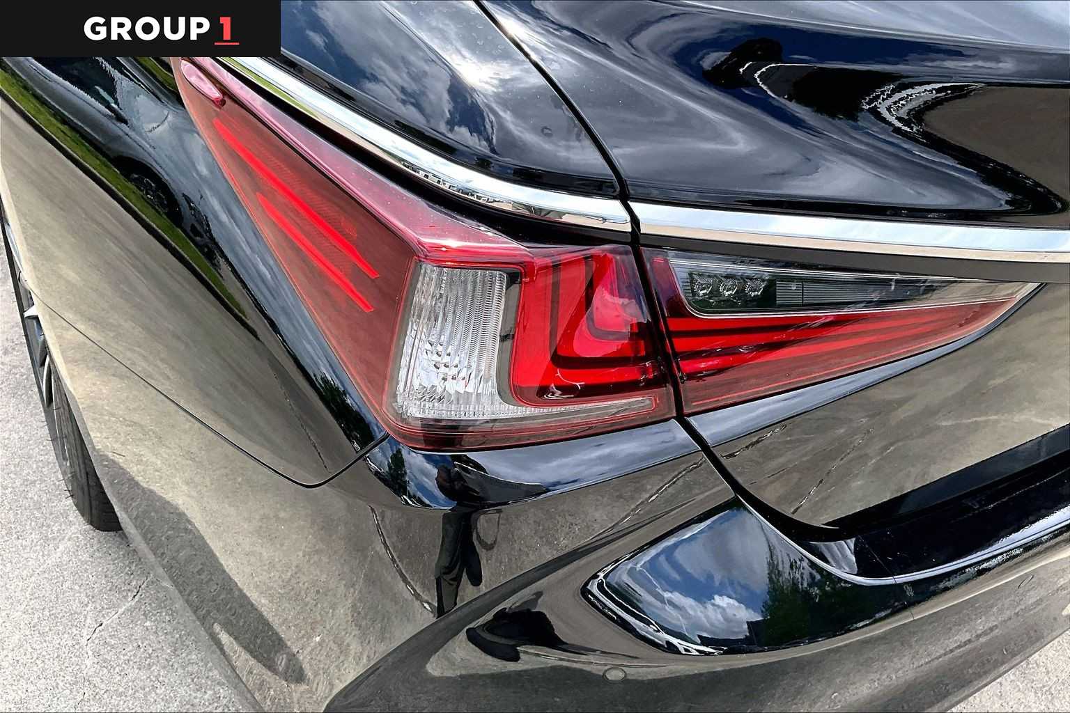 2025 Lexus ES 350  Obsidian at Lexus Southwest Houston