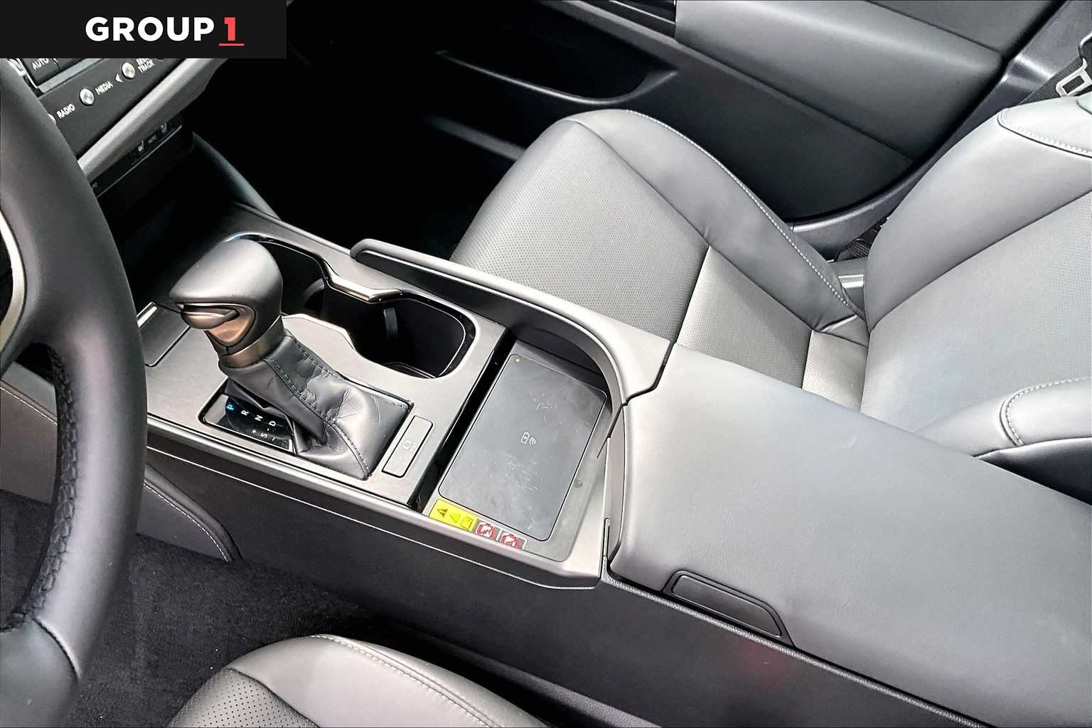 2025 Lexus ES 350  Obsidian at Lexus Southwest Houston