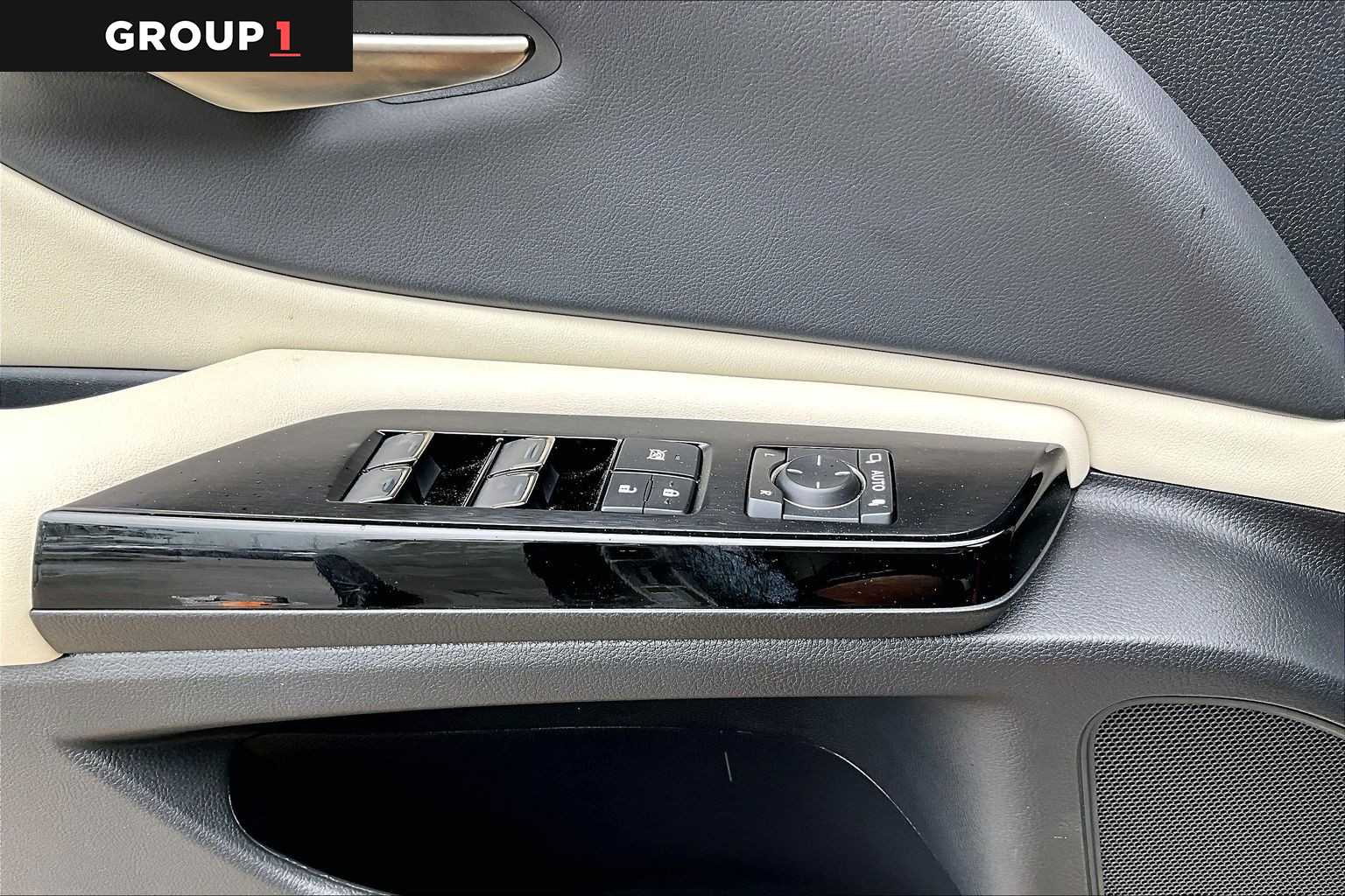 2025 Lexus ES 350  Moonbeam Beige Metallic at Lexus Southwest Houston