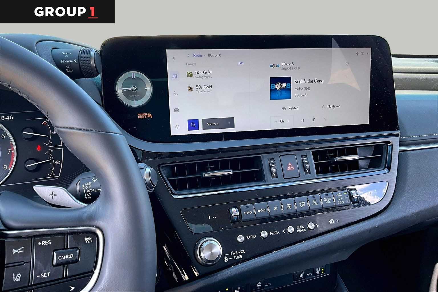 2023 Lexus ES 350 photo 6 of 34