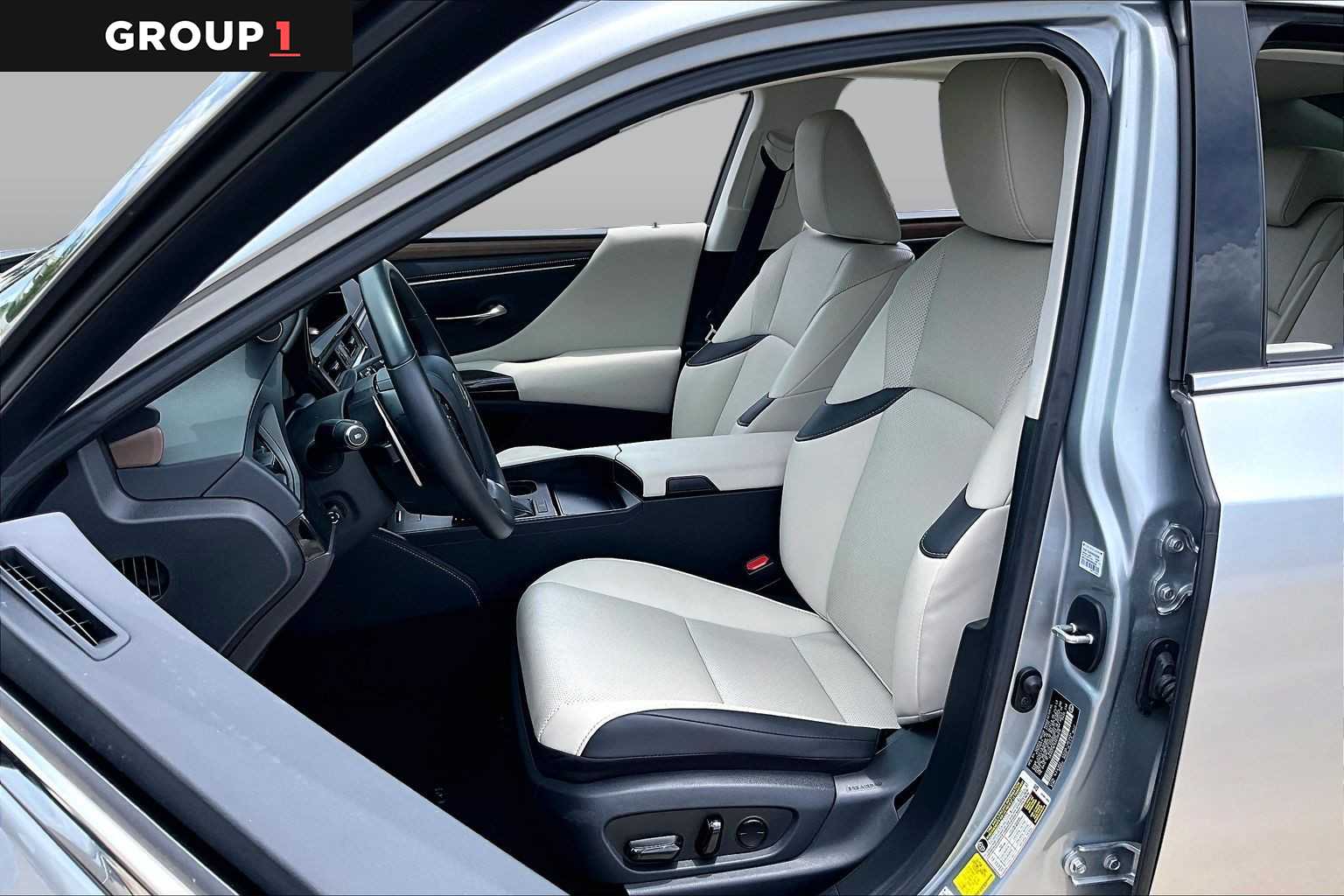 2025 Lexus ES 350  Iridium at Lexus Southwest Houston