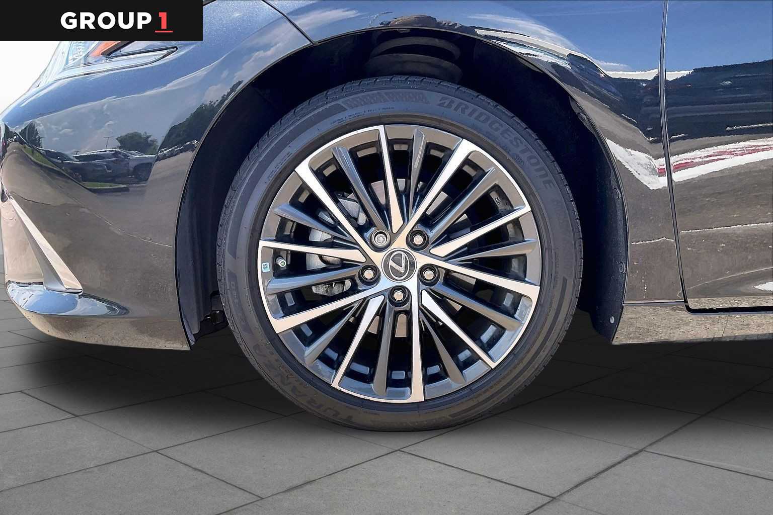 2023 Lexus ES 350  Caviar at Lexus Southwest Houston