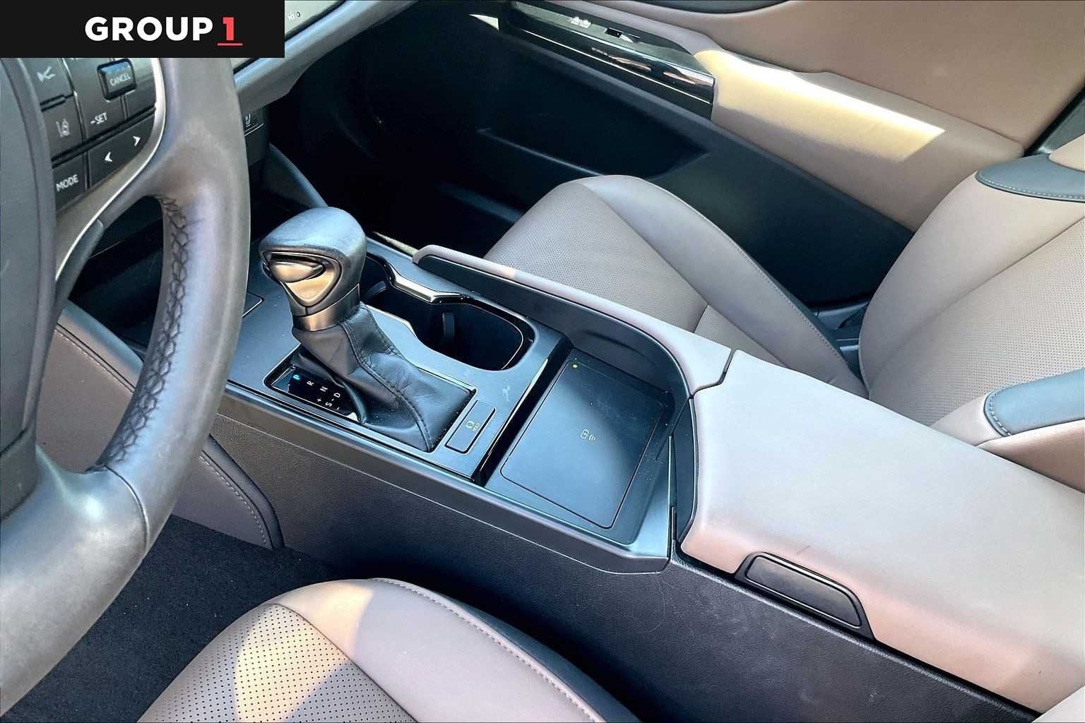 2023 Lexus ES 350  Caviar at Lexus Southwest Houston