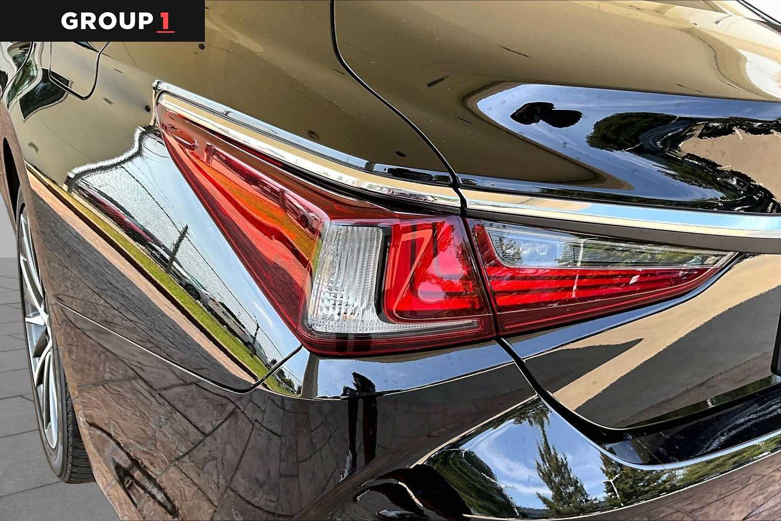2024 Lexus ES 350  Obsidian at Lexus Southwest Houston