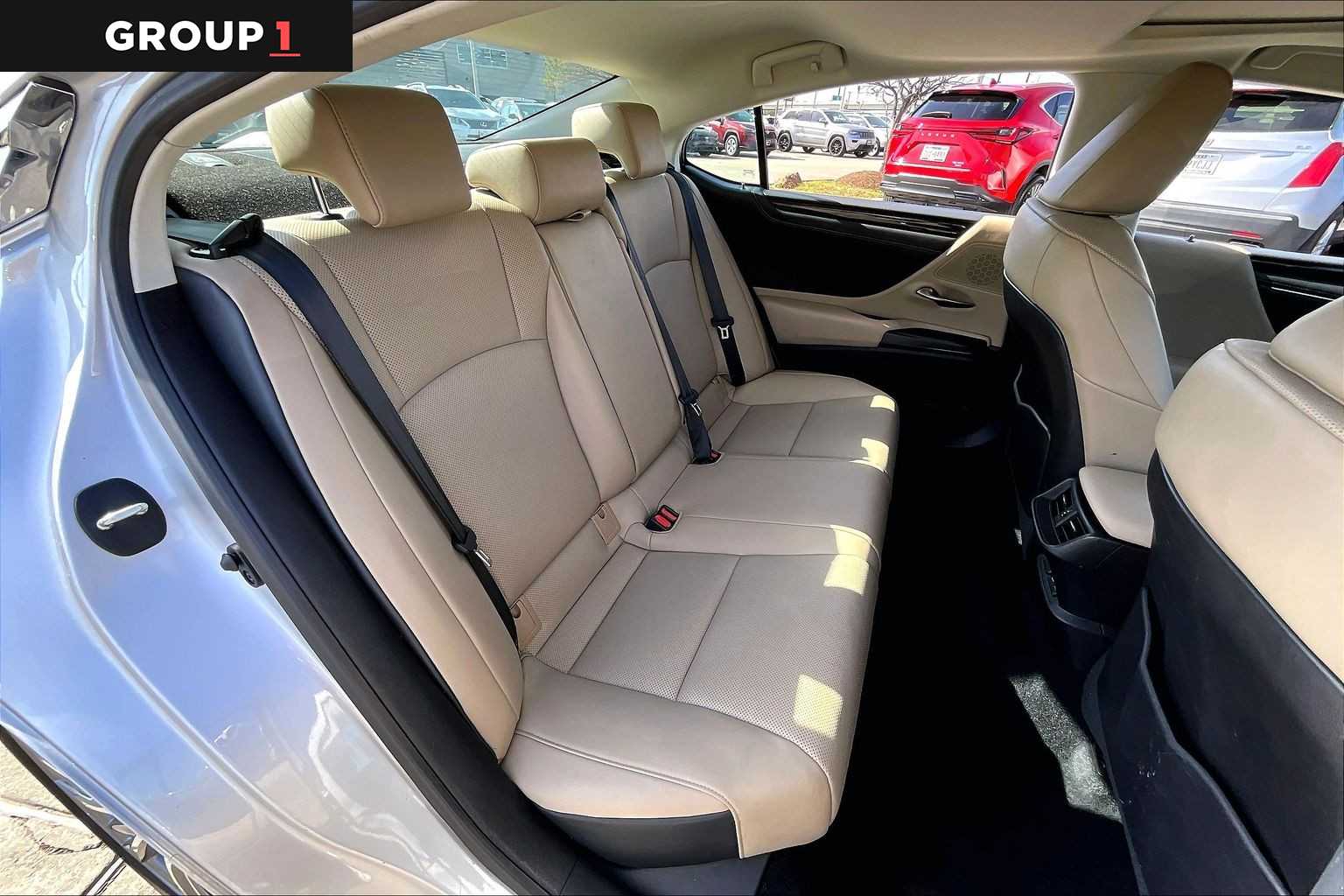 2020 Lexus ES  Silver Lining Metallic at AutoNation USA Houston