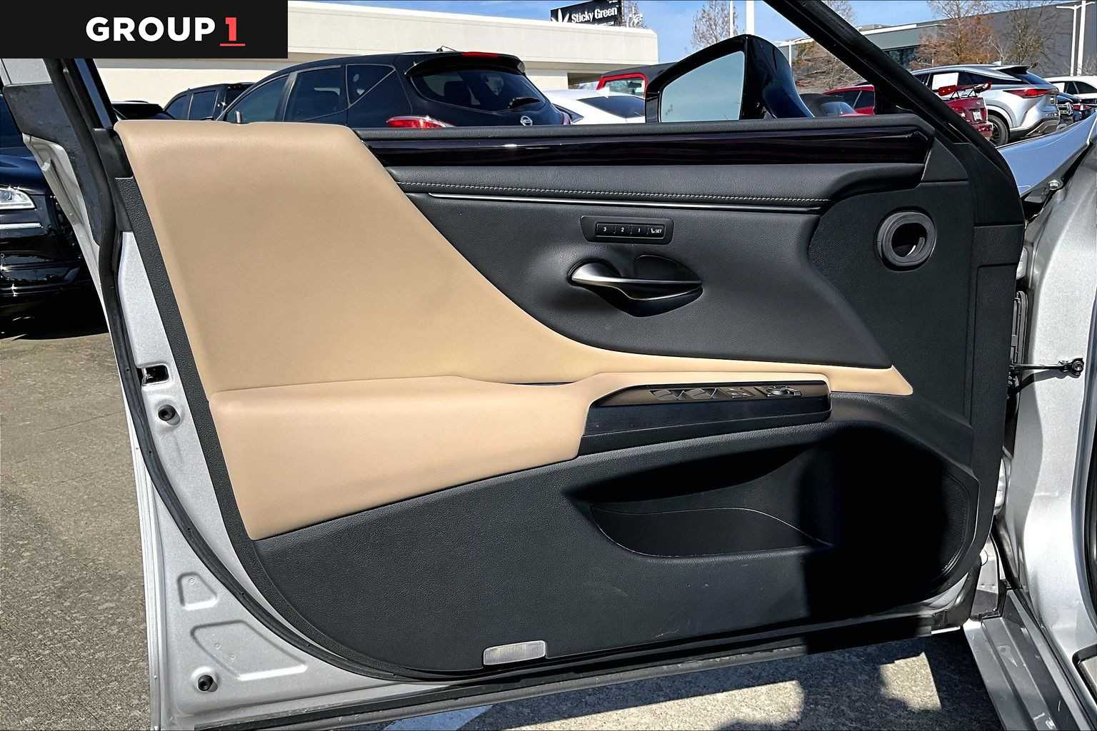 2020 Lexus ES  Silver Lining Metallic at AutoNation USA Houston