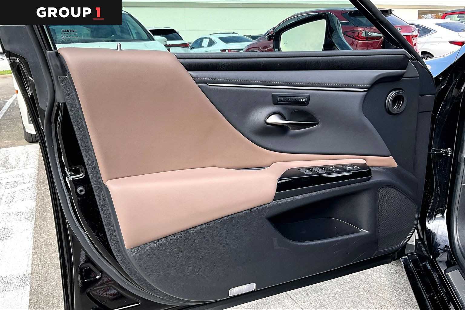 2023 Lexus ES  Obsidian at Lexus Southwest Houston