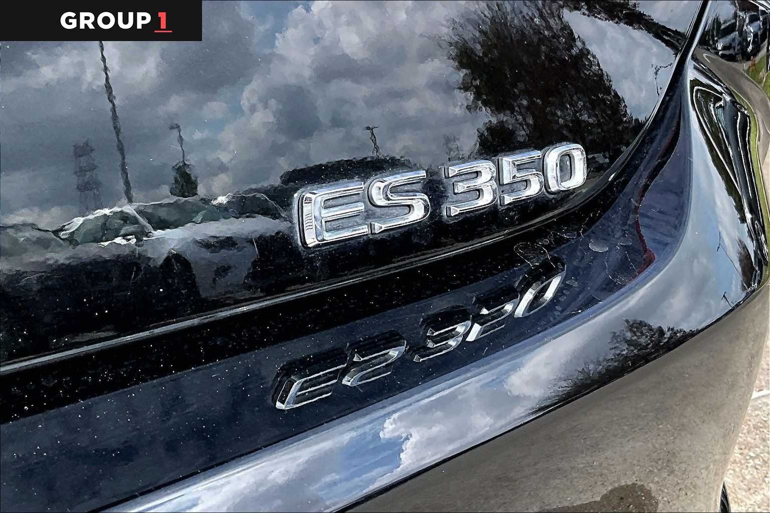 2023 Lexus ES  Obsidian at Lexus Southwest Houston