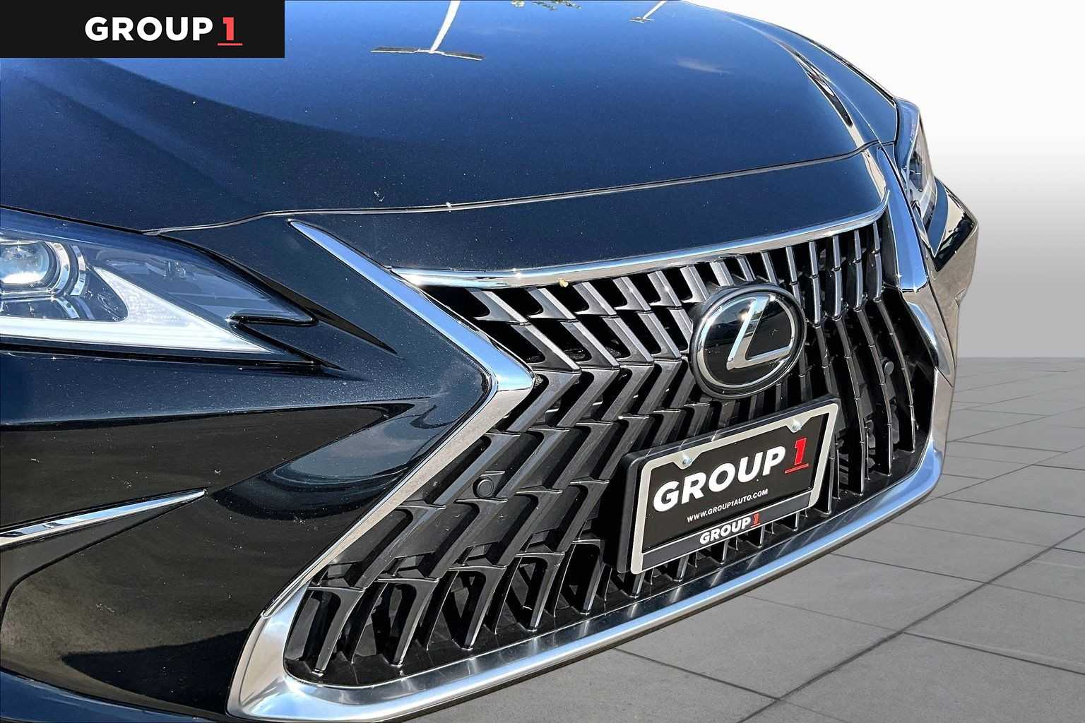 2025 Lexus ES 350  Caviar at Lexus Southwest Houston