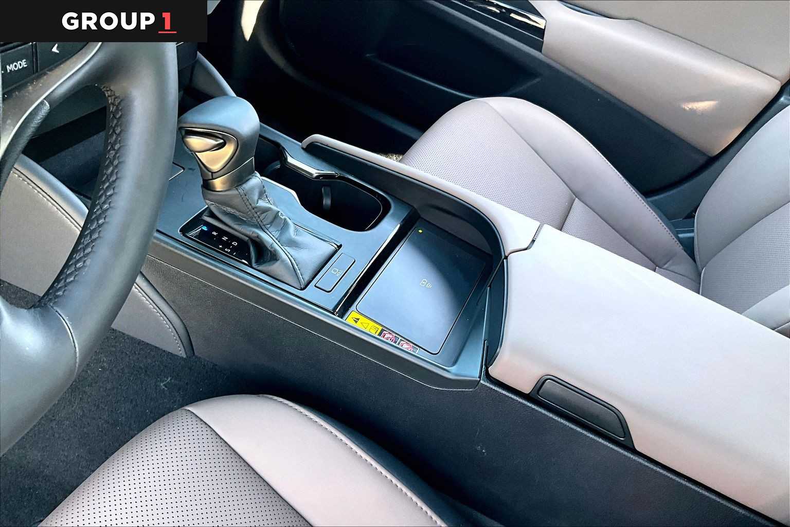 2025 Lexus ES 350  Caviar at Lexus Southwest Houston