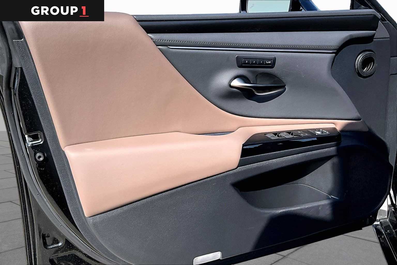 2025 Lexus ES 350  Caviar at Lexus Southwest Houston