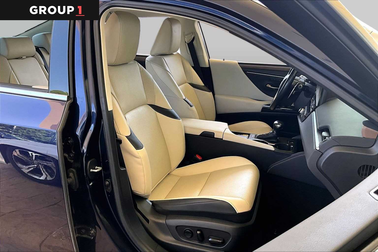 2025 Lexus ES 350  Nightfall Mica at Lexus Southwest Houston
