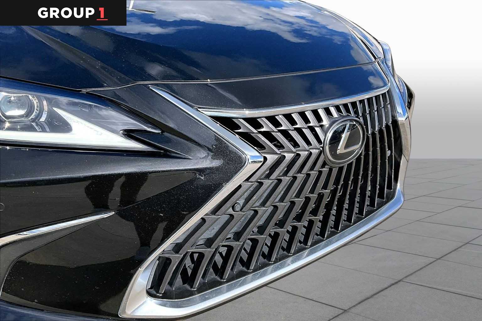2025 Lexus ES 350  Caviar at Lexus Southwest Houston