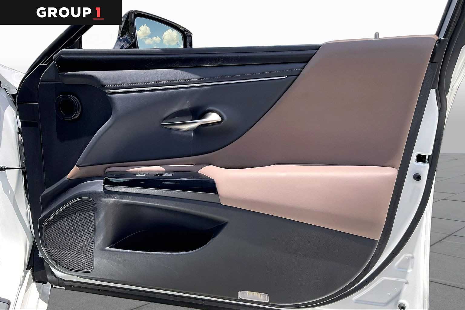2025 Lexus ES 350  Eminent White Pearl at Lexus Southwest Houston