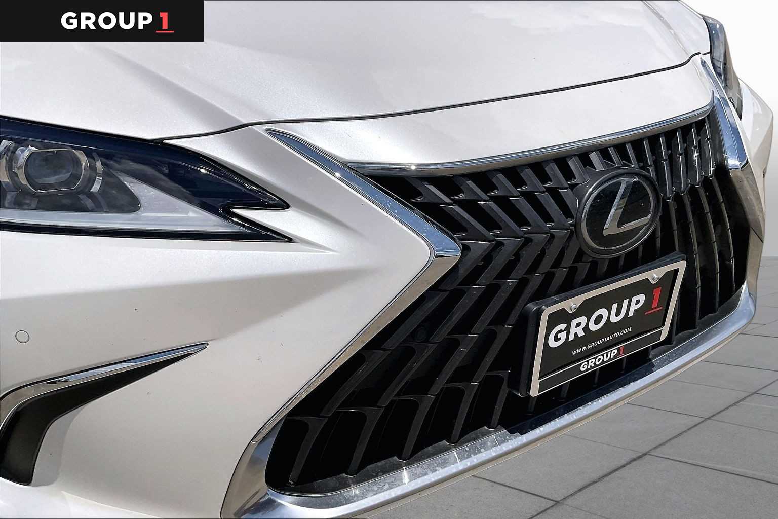 2025 Lexus ES 350  Eminent White Pearl at Lexus Southwest Houston