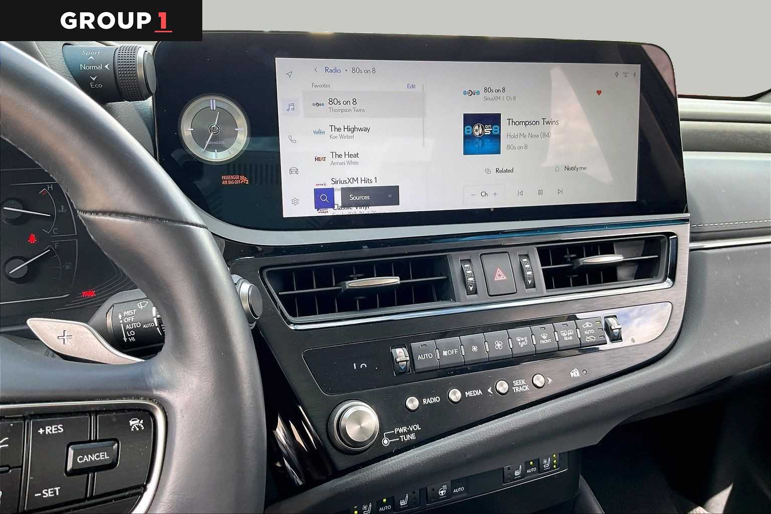 2024 Lexus ES 350 photo 6 of 34