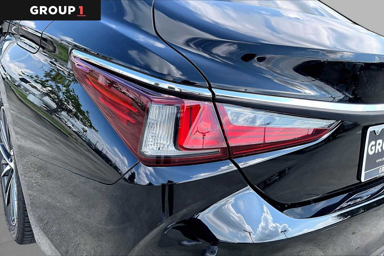 2024 Lexus ES 350  Obsidian at Lexus Southwest Houston