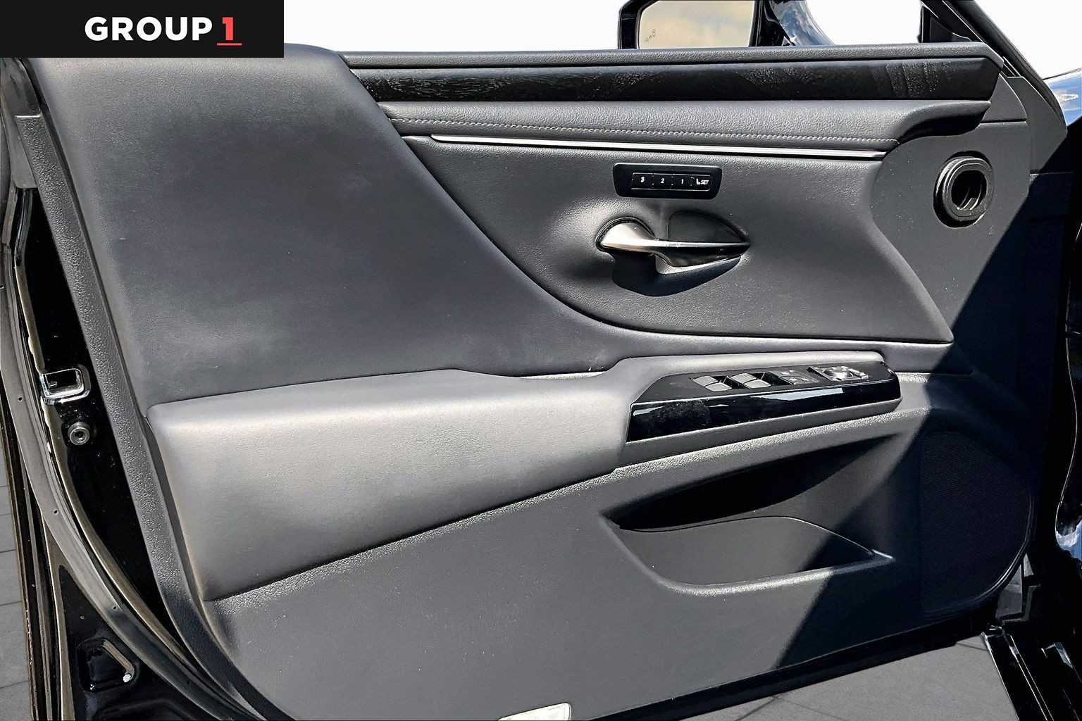 2024 Lexus ES 350  Obsidian at Lexus Southwest Houston