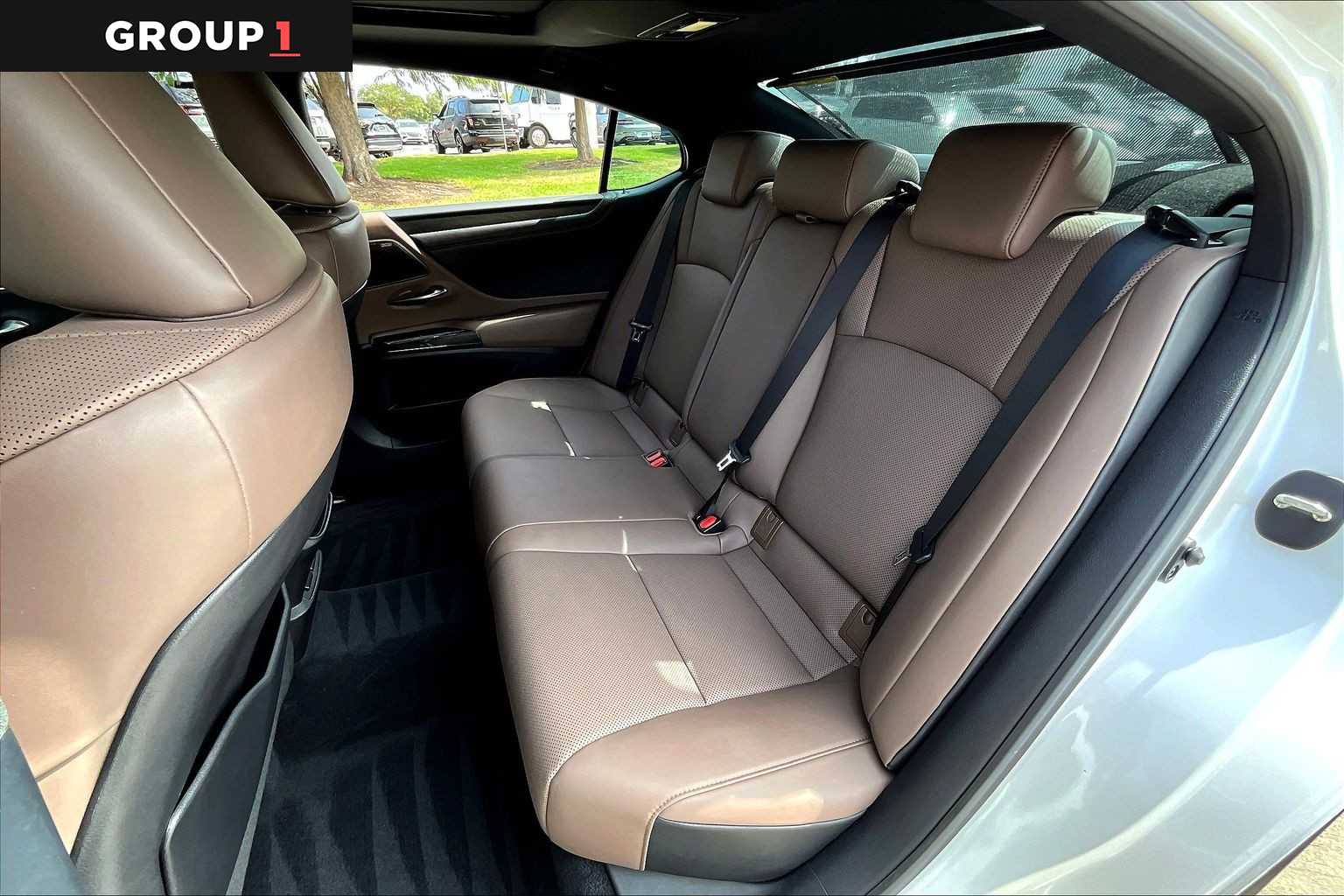 2022 Lexus ES  Eminent White Pearl at Lone Star Chevrolet