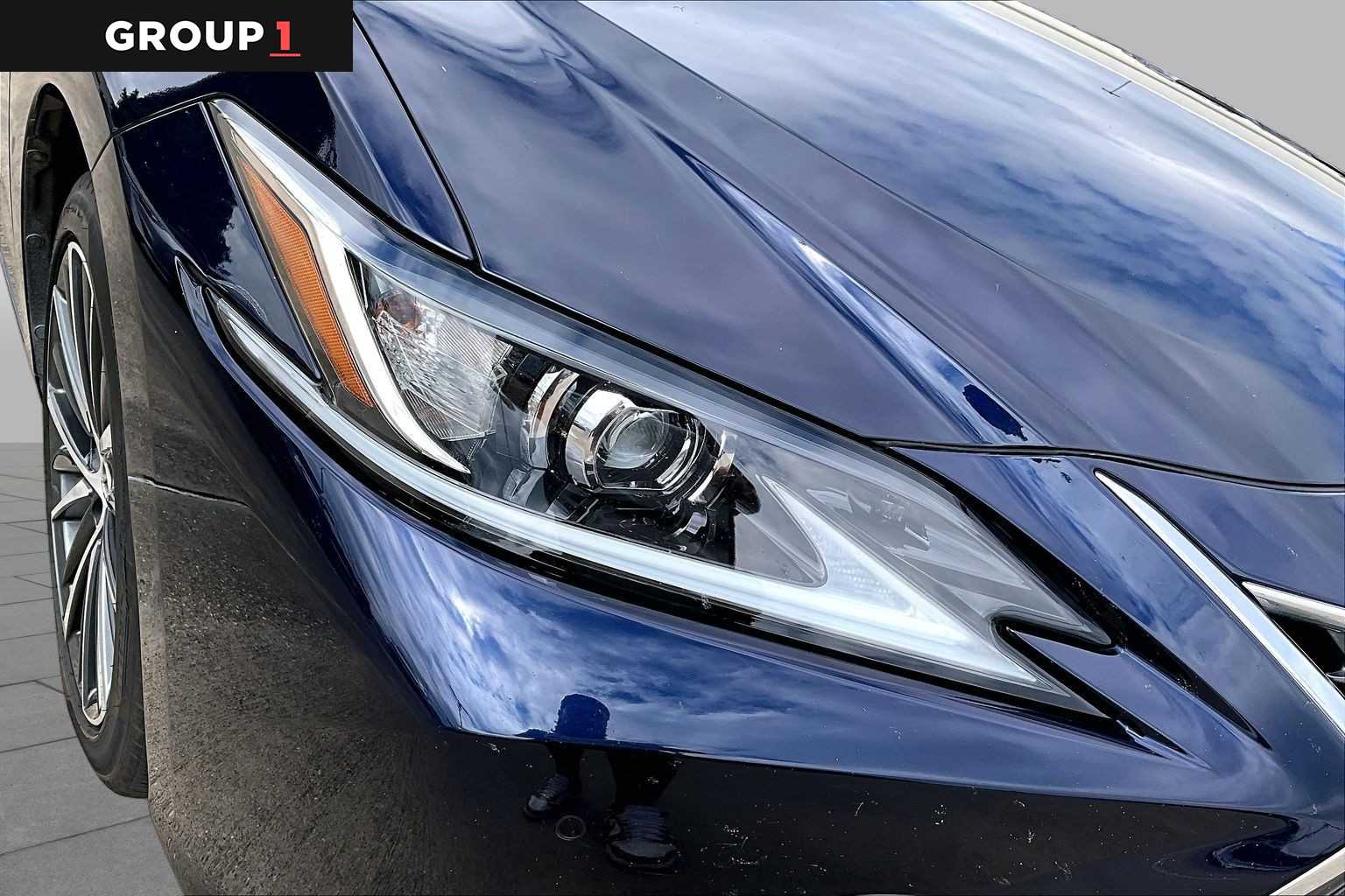 2022 Lexus ES 350 photo 25 of 34