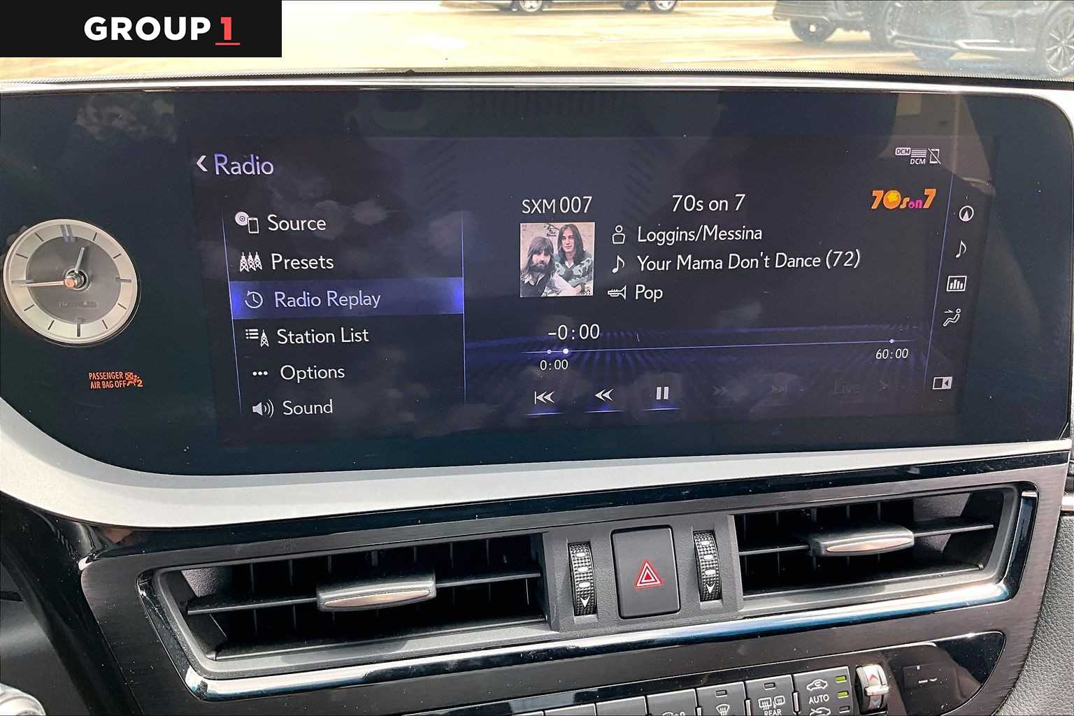 2022 Lexus ES 350 photo 31 of 34
