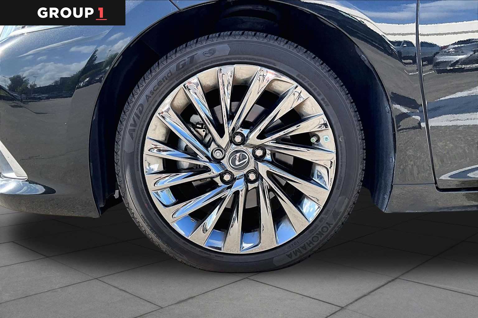 2024 Lexus ES 350 Luxury  Caviar at Lexus Southwest Houston
