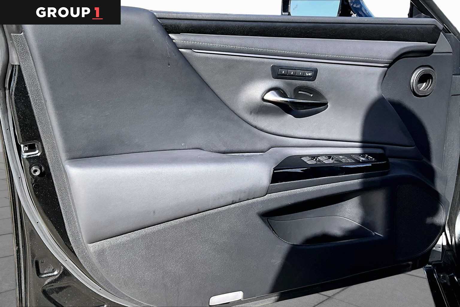 2024 Lexus ES 350 Luxury  Caviar at Lexus Southwest Houston