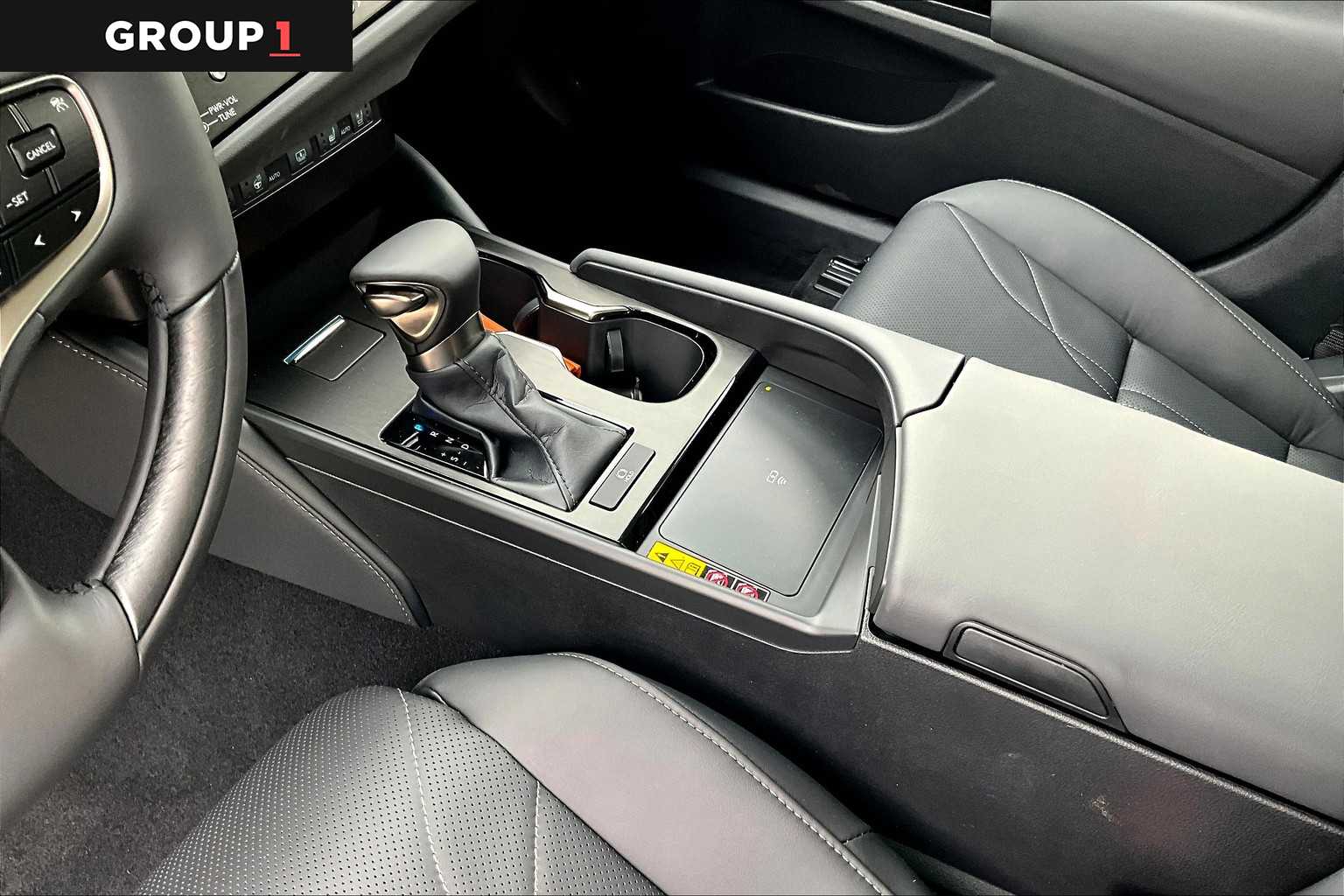 2024 Lexus ES Luxury  Eminent White Pearl at Lexus Southwest Houston