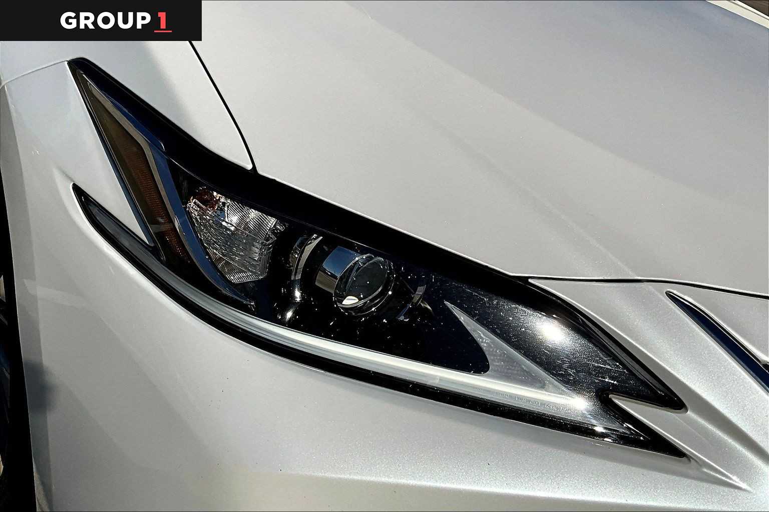 2021 Lexus ES Luxury  Eminent White Pearl at Sterling McCall Lexus of Clear Lake