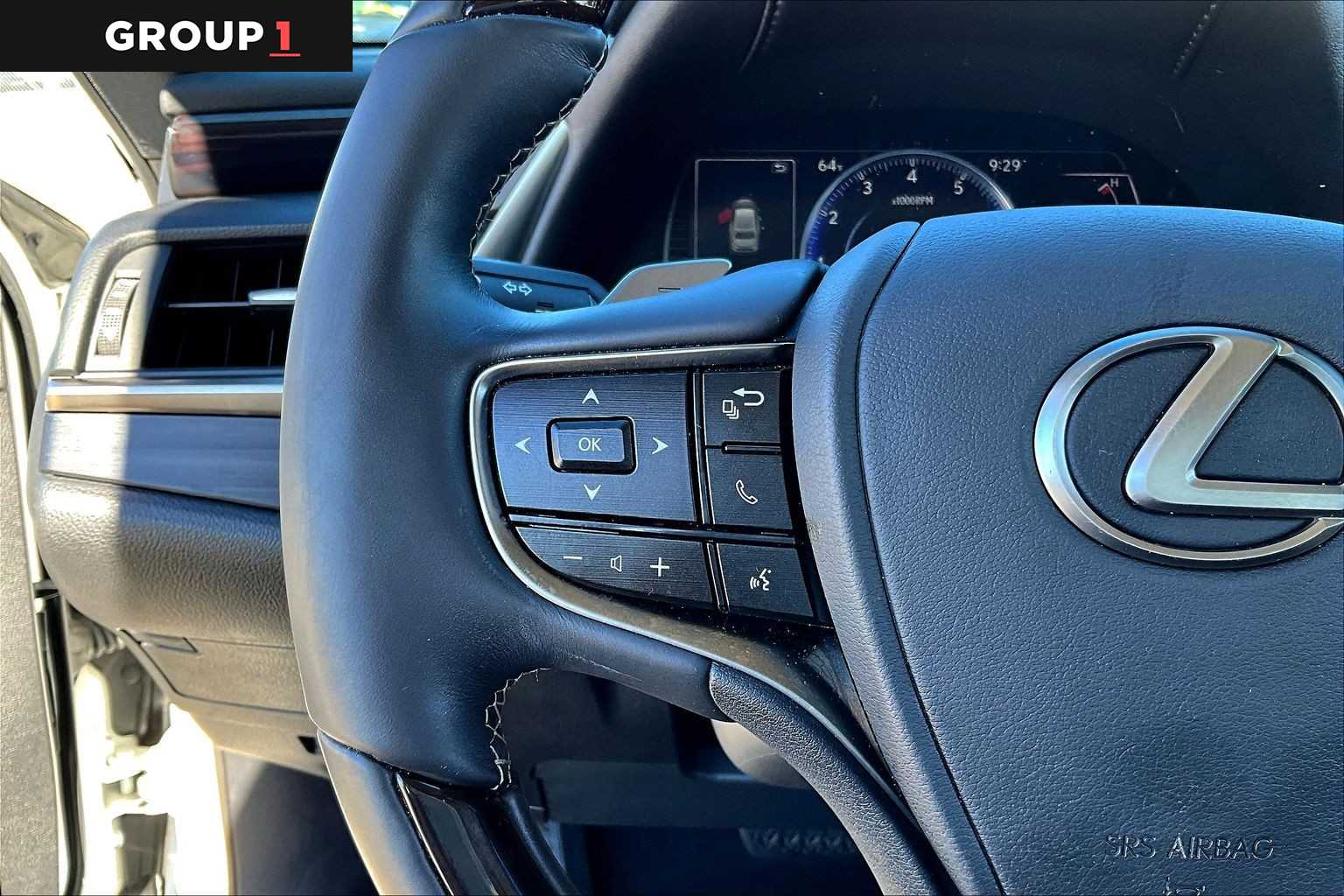 2021 Lexus ES Luxury  Eminent White Pearl at Sterling McCall Lexus of Clear Lake