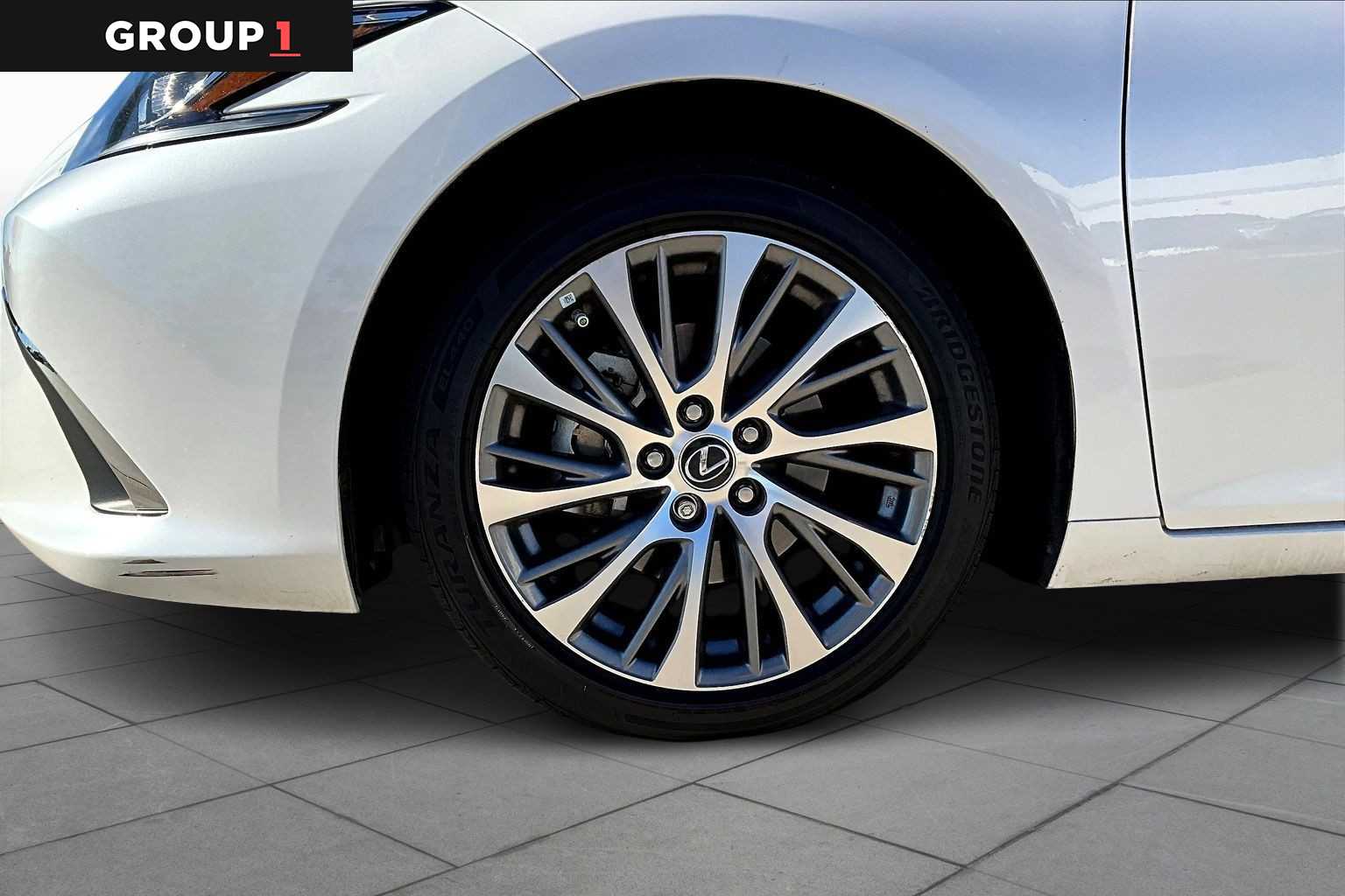 2021 Lexus ES Luxury  Eminent White Pearl at Sterling McCall Lexus of Clear Lake