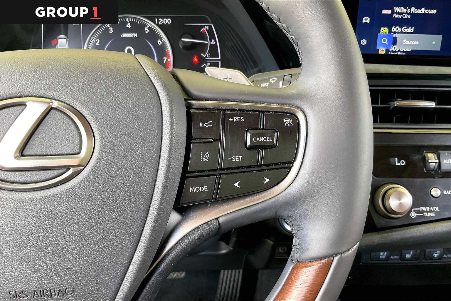 2024 Lexus ES 350 Luxury  Eminent White Pearl at Lexus of Clear Lake