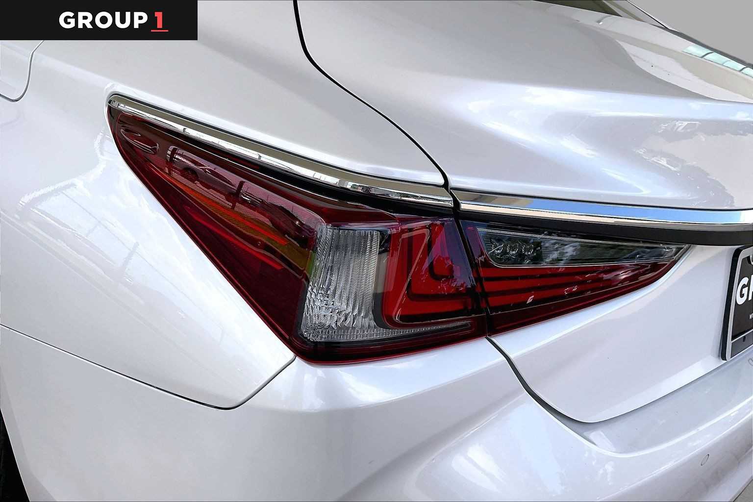 2024 Lexus ES 350 Luxury  Eminent White Pearl at Lexus of Clear Lake