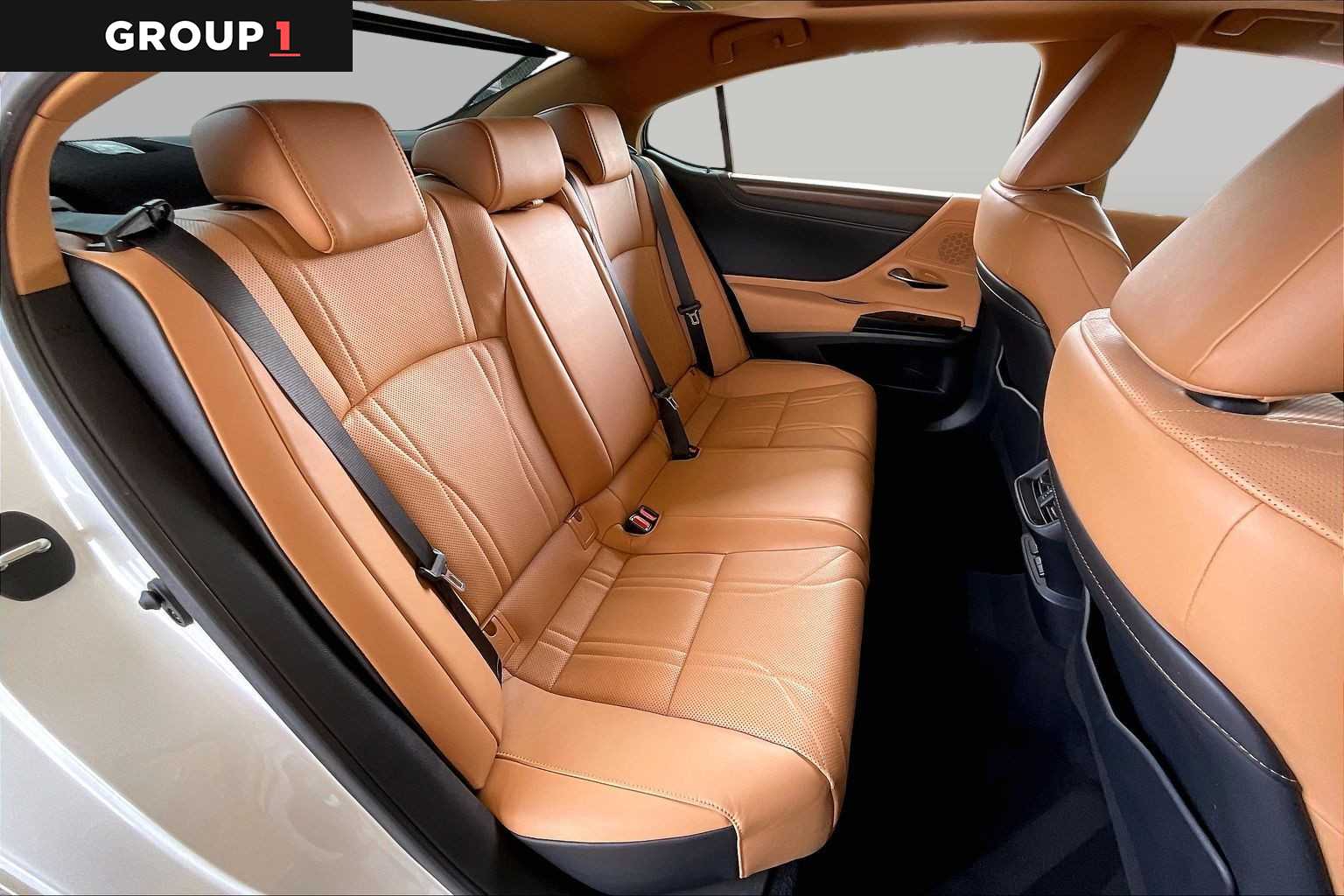 2024 Lexus ES 350 Luxury  Eminent White Pearl at Lexus of Clear Lake
