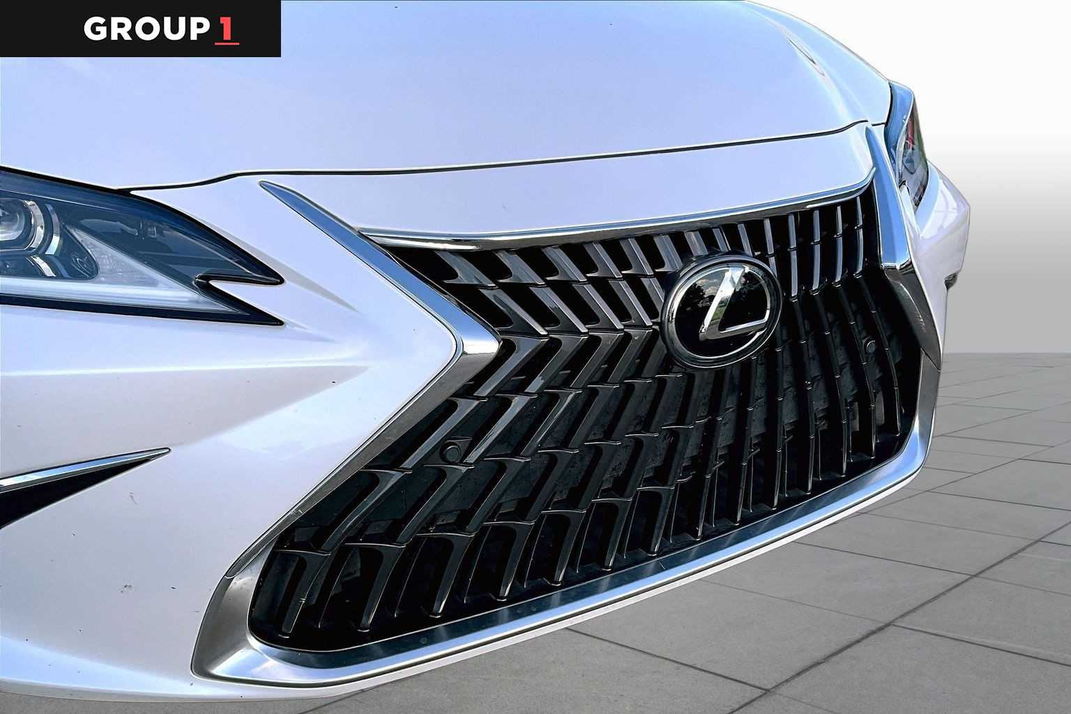 2024 Lexus ES 350 Luxury  Eminent White Pearl at Lexus Southwest Houston