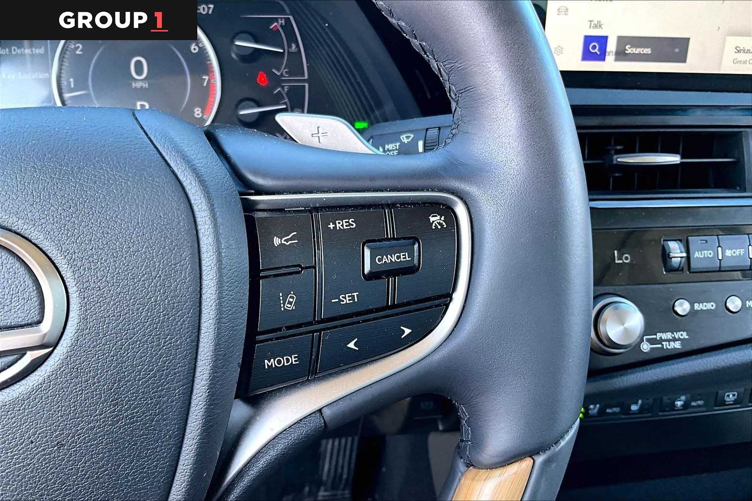 2024 Lexus ES 350 Luxury  Eminent White Pearl at Lexus Southwest Houston
