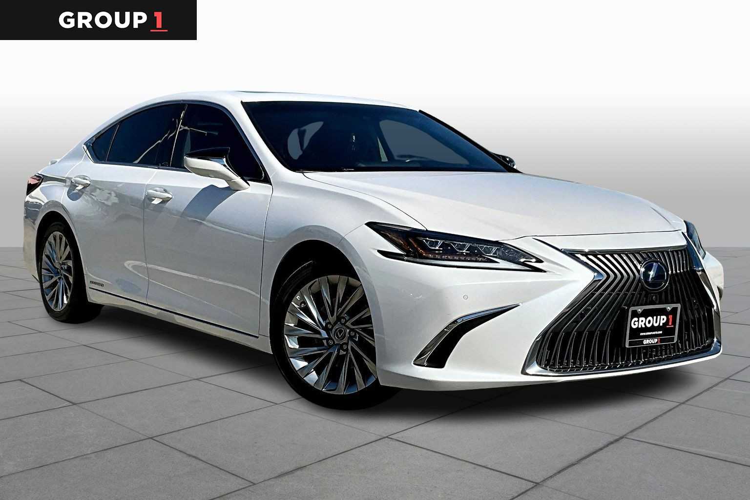 2021 Lexus ES Ultra Luxury  Eminent White Pearl at Sterling McCall Lexus of Clear Lake