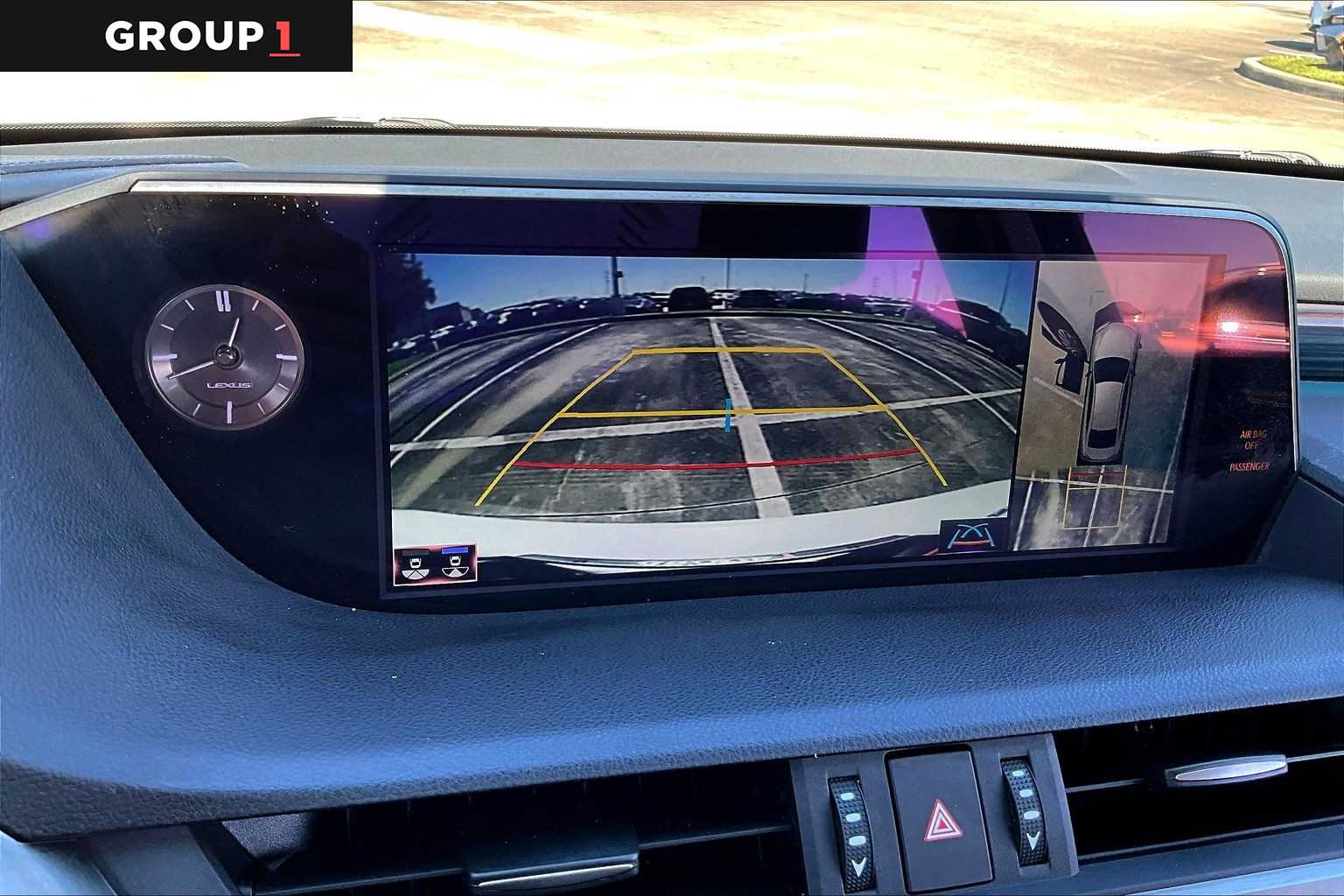 2021 Lexus ES Ultra Luxury  Eminent White Pearl at Sterling McCall Lexus of Clear Lake